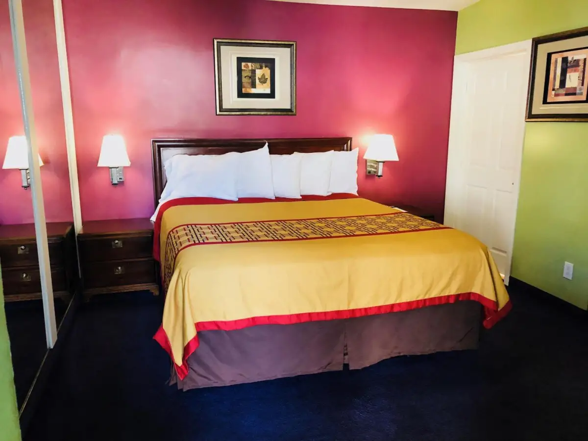 Encore Motel 9